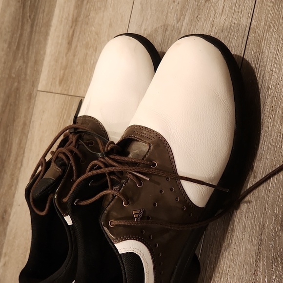 Adidas Men's Golf Shoes - Picture 3 of 8